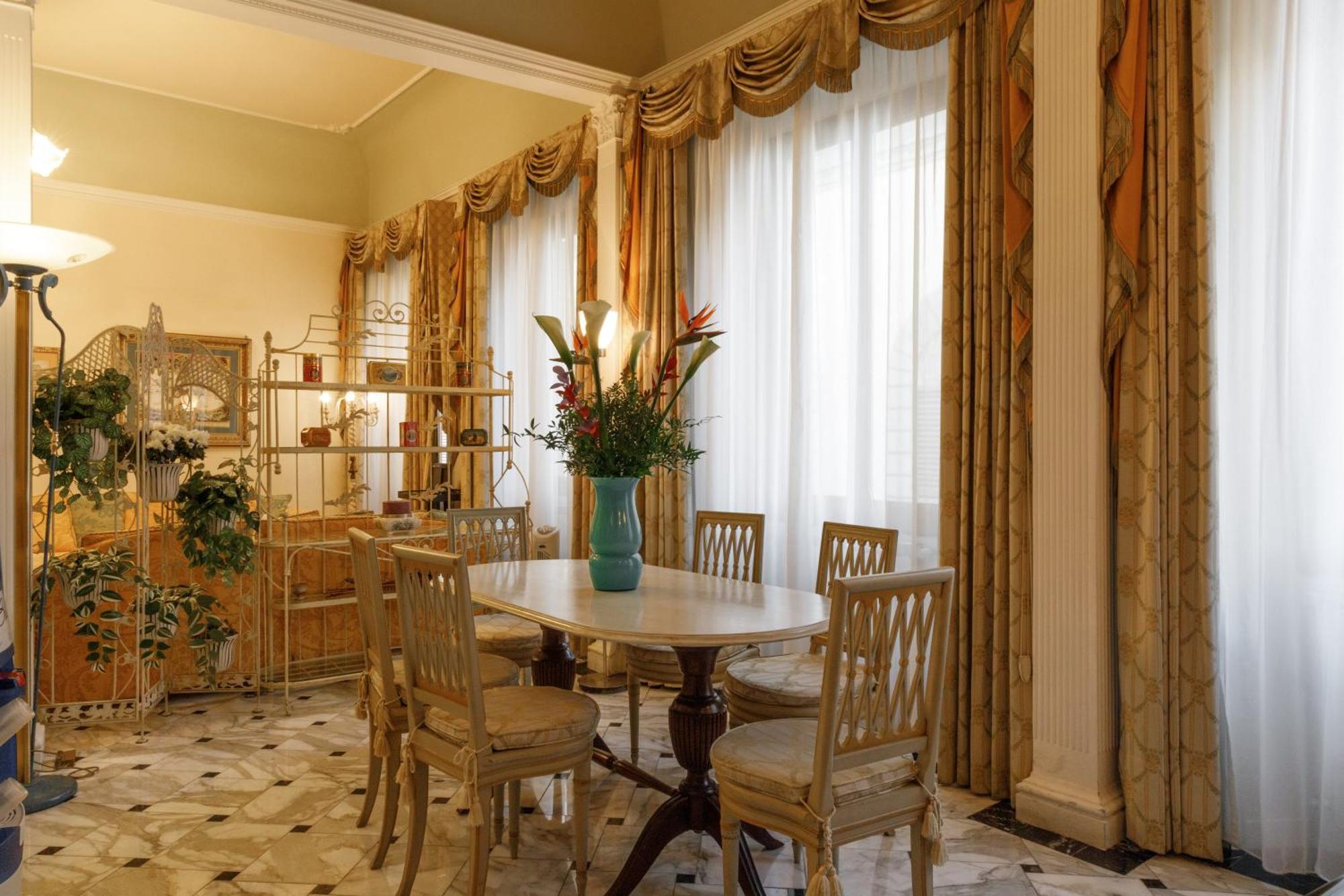 フィレンツェ フローレンス ドリーム ドムス Bed & Breakfast エクステリア 写真