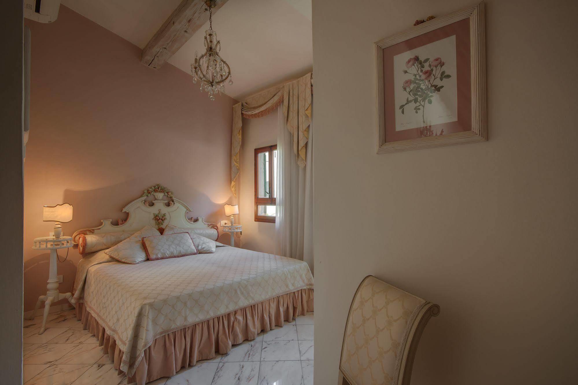 フィレンツェ フローレンス ドリーム ドムス Bed & Breakfast エクステリア 写真